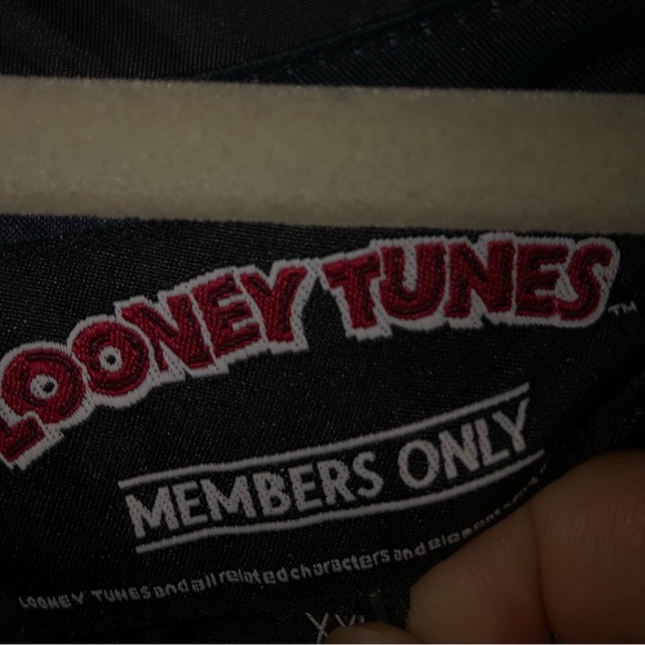 Rare! Members Only Looney Tunes Genius Puffer Jacket- 844 $90 or $80 w/offer - Picture 5 of 7